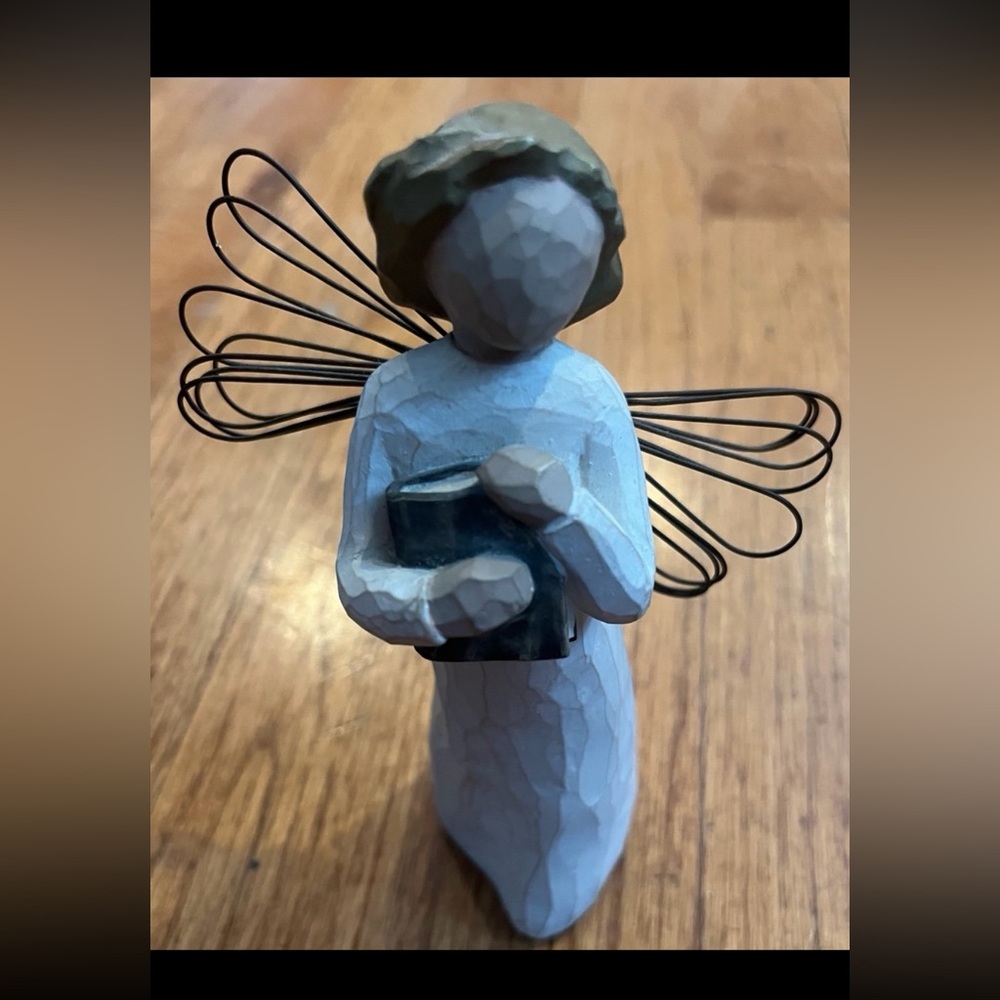 Willow Tree Angel of learning Figurine with Wire Wings 1999